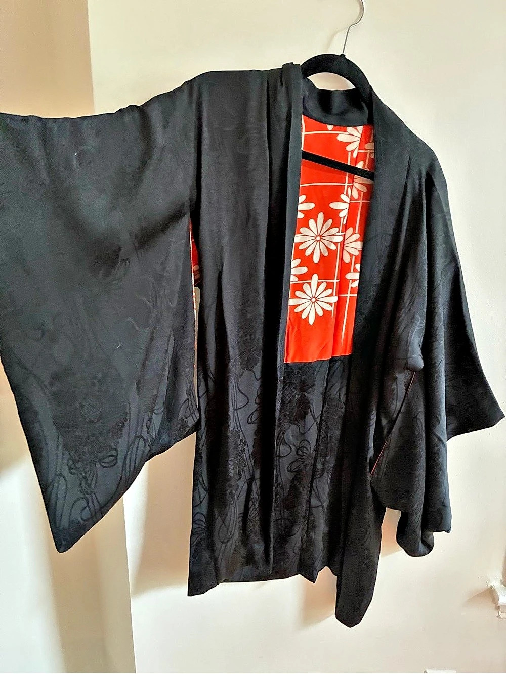 Floral Black & Red Kimono